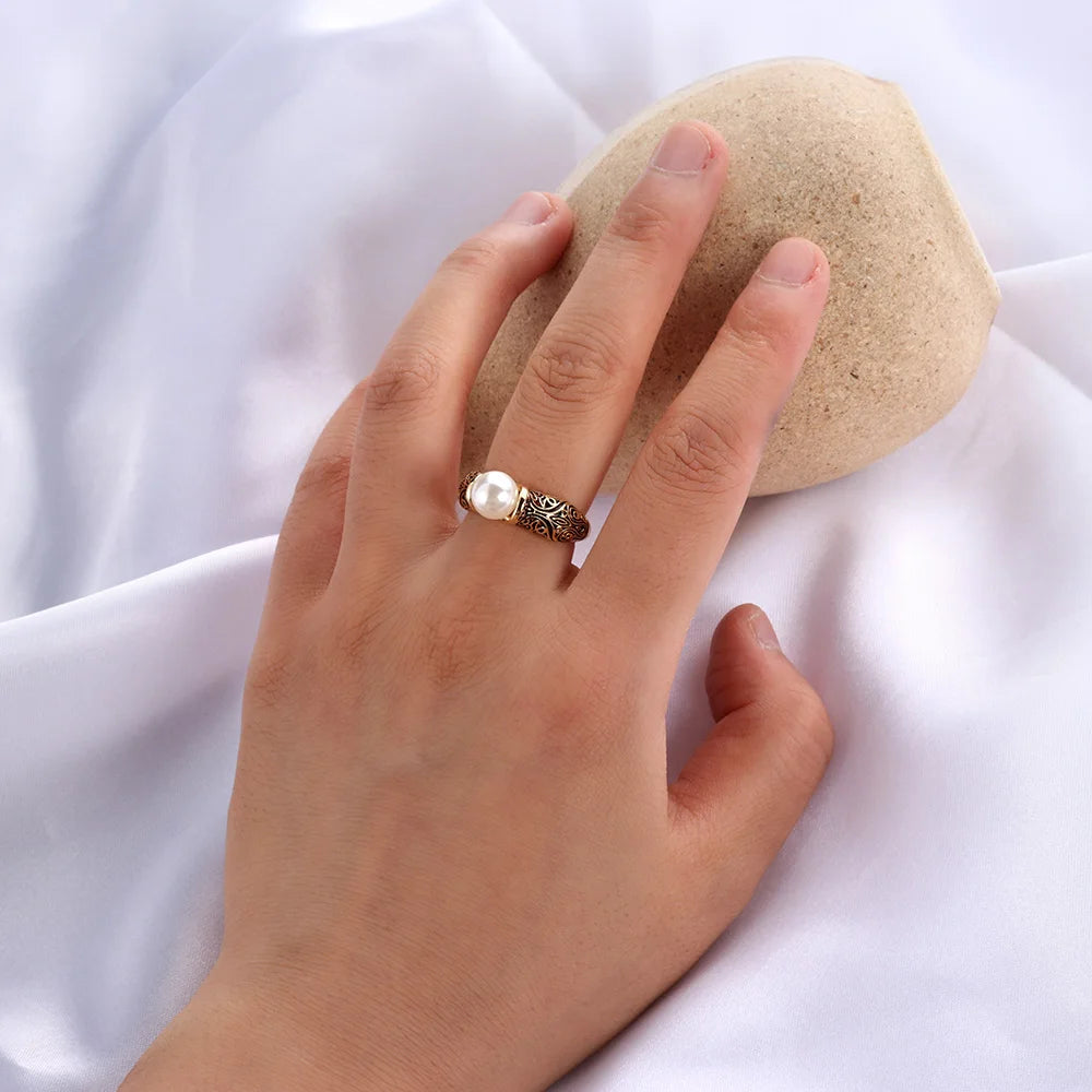 White Pearl Ring