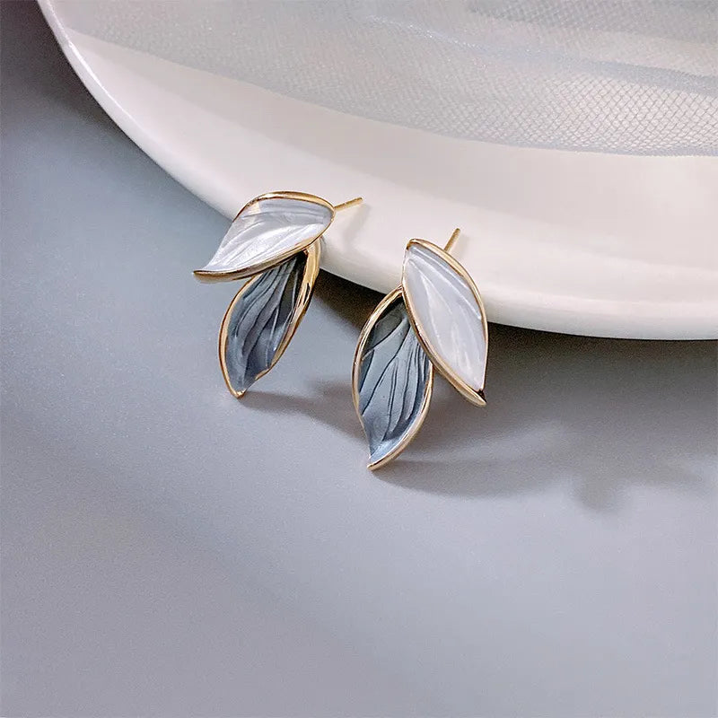 Lovely Sweet Grey Leaf Stud Earrings