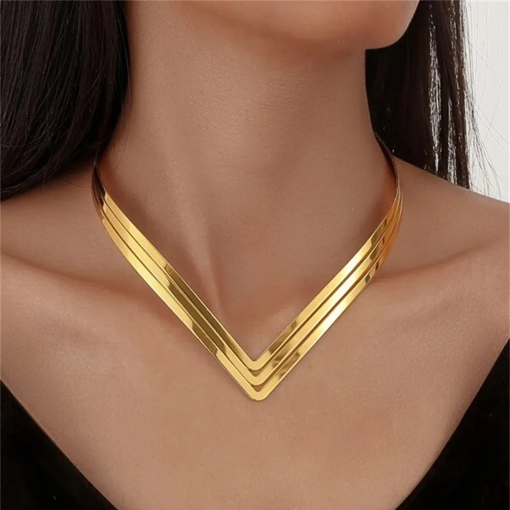 Metal Texture Collar necklace