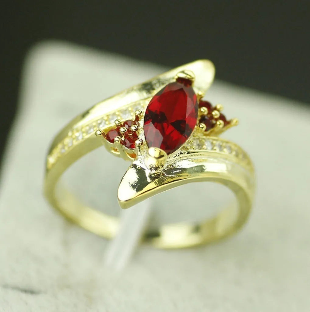 Red Rhinestone Female Ring