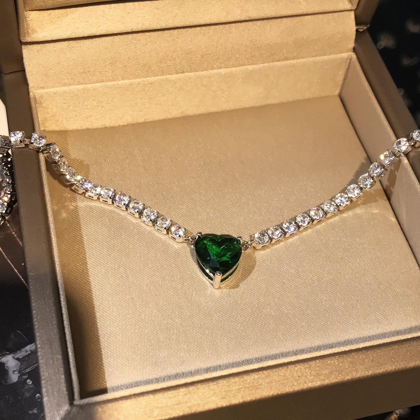 green heart zirconia necklace