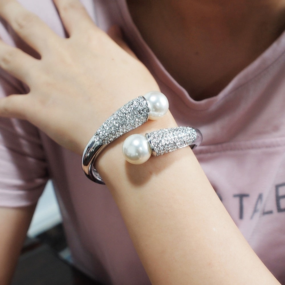 Imitation Pearls Cuff Bracelets